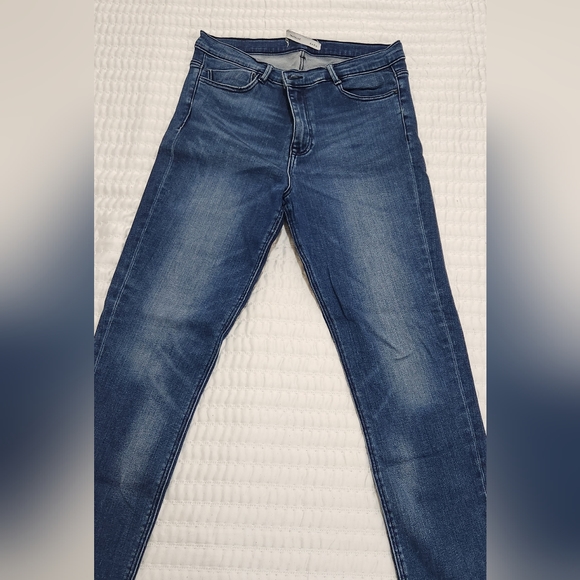 ZARA BLUE JEANS SIZE 10 - Picture 4 of 13